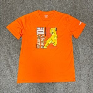 2024 RunDisney Springtime Surprise Hakuna Matata 10 Miler T-Shirt Medium